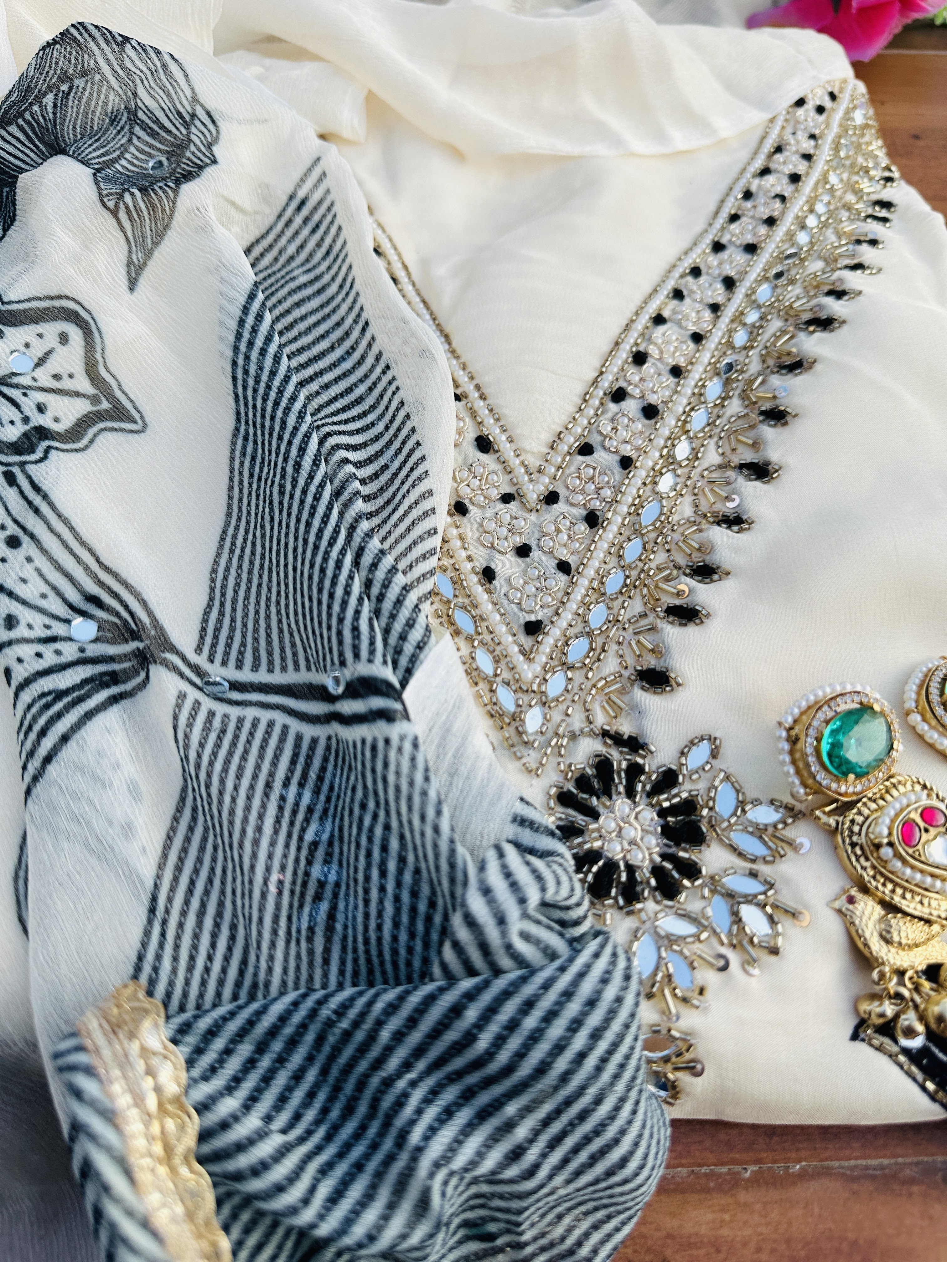 Creap Unstitched Suit with V-Neck Embroidery &amp; Chiffon Dupatta main image