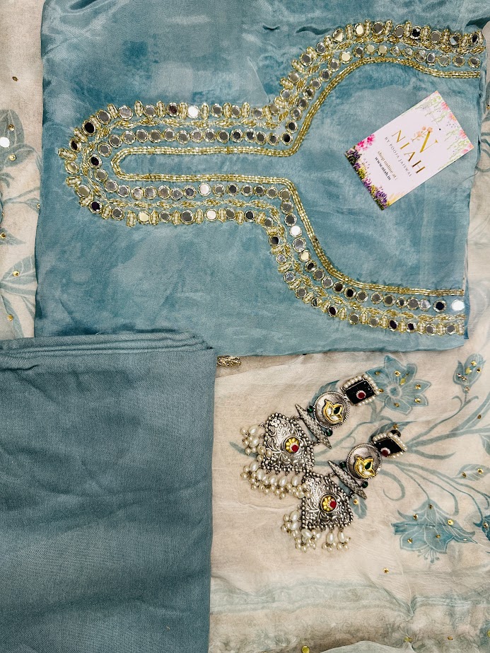 Pure Crepe with mirror work n chiffon duppta image 2