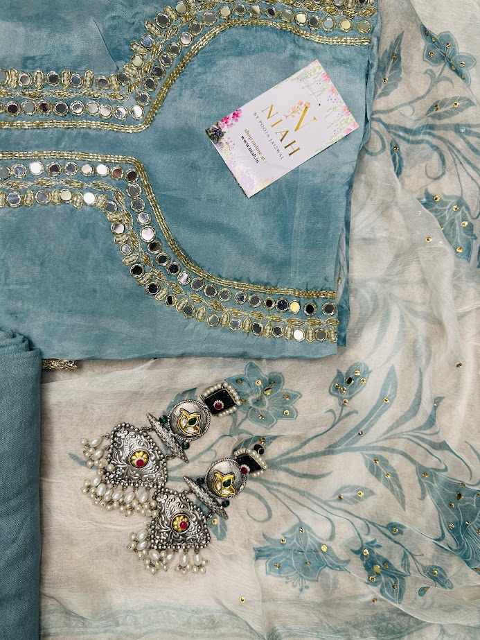 Pure Crepe with mirror work n chiffon duppta main image